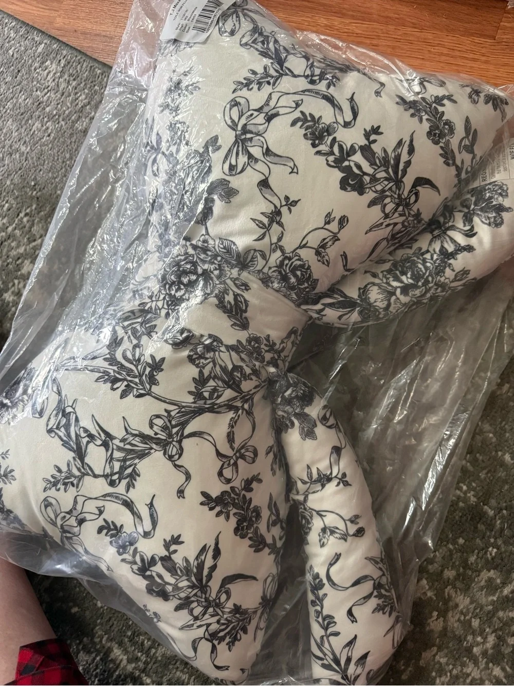 T.J.Maxx Black and White Toile Bow Accent Pillow
